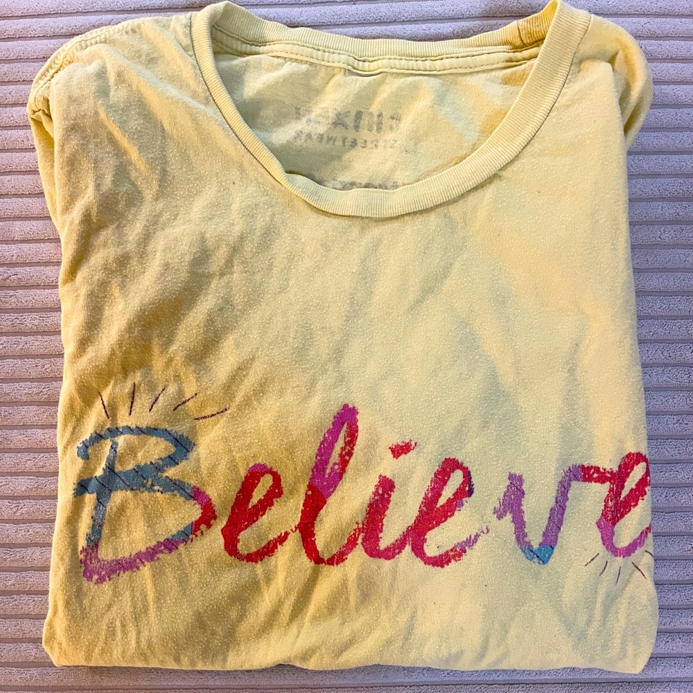Chixen Streetwear Trendz Fair Yellow Believe Graphic Tee